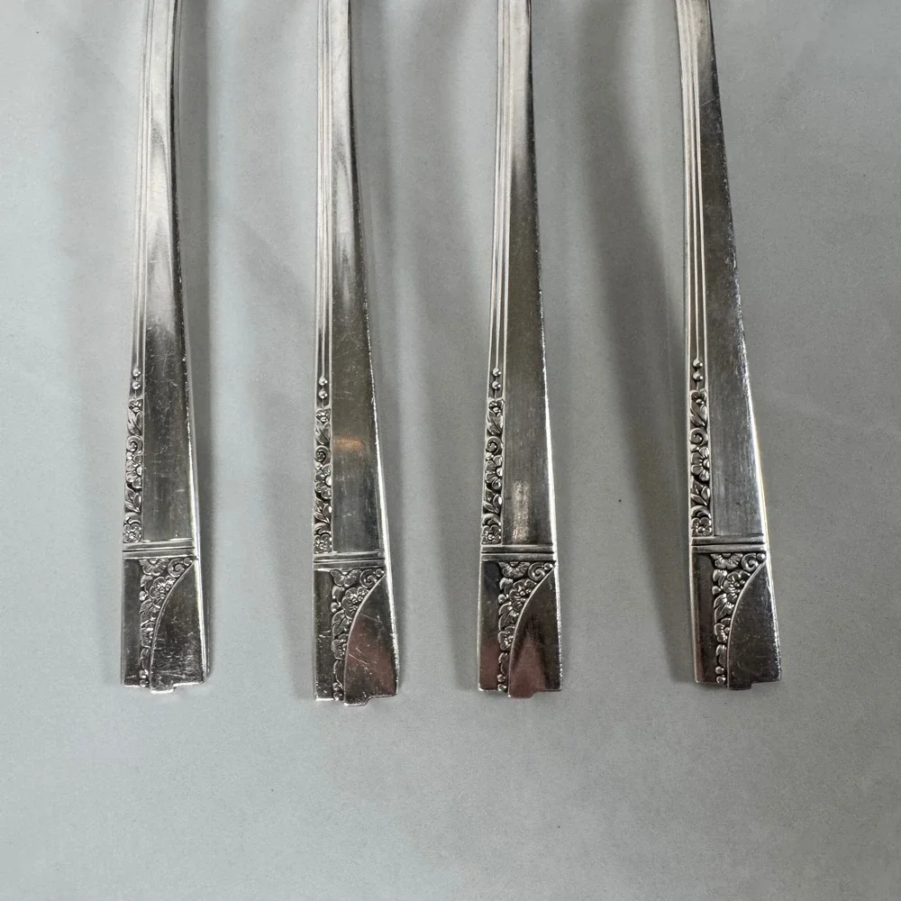 Set‎ of 4 Oneida Nobility Plate Silver Plated Dinner Forks Caprice Floral Lot 2